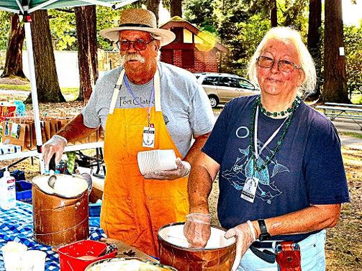 At this year�s revived �Sundae in the Park� in Sellwood Park, Sellwood Community House volunteers Jerry Genther and Wendy Benther were kept busy scooping the ice cream, when the ice cream sundaes returned for the first time since 2019.