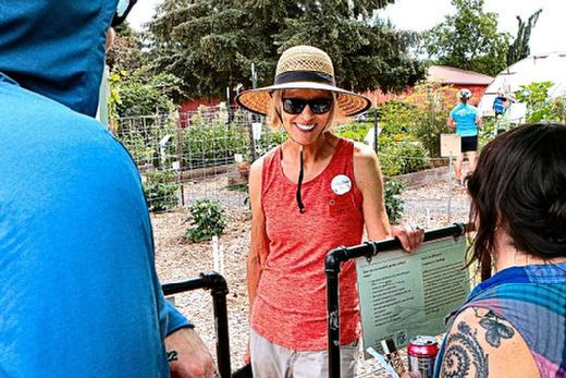 A Multnomah County Master Gardener Assn. member since 2011, Sally Campbell here was explaining how the Dry Farming Bed method produces crops without irrigation, during the dry season.